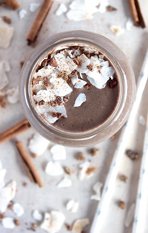 Chocolate Chai Smoothie {Vegan, Gluten Free & Paleo Friendly} - www.betterwithcake.com