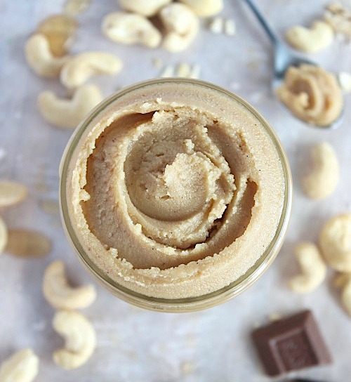 Salted Caramel Cashew Butter {Vegan, Gluten Free & Paleo Friendly} - www.betterwithcake.com