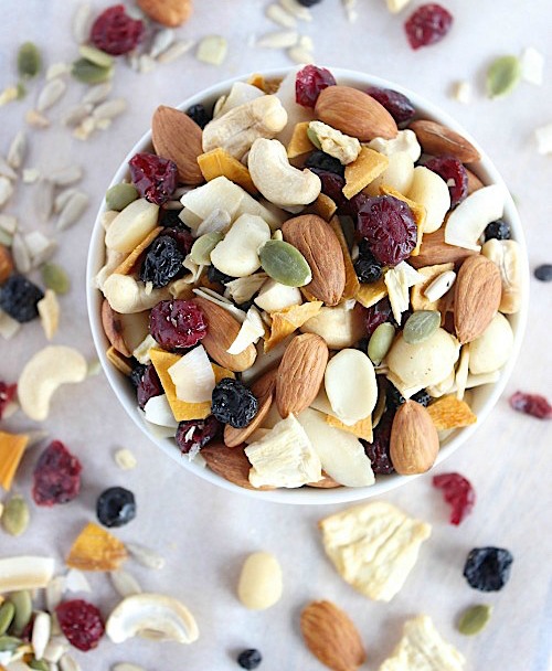 Healthy, Homemade Tropical Trail Mix {Vegan, Gluten Free & Paleo Friendly} - www.betterwithcake.com