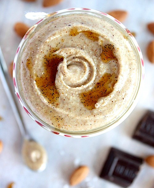 Healthy, Homemade Vanilla Almond Butter {Vegan, Dairy free & Paleo Friendly} - www.betterwithcake.com