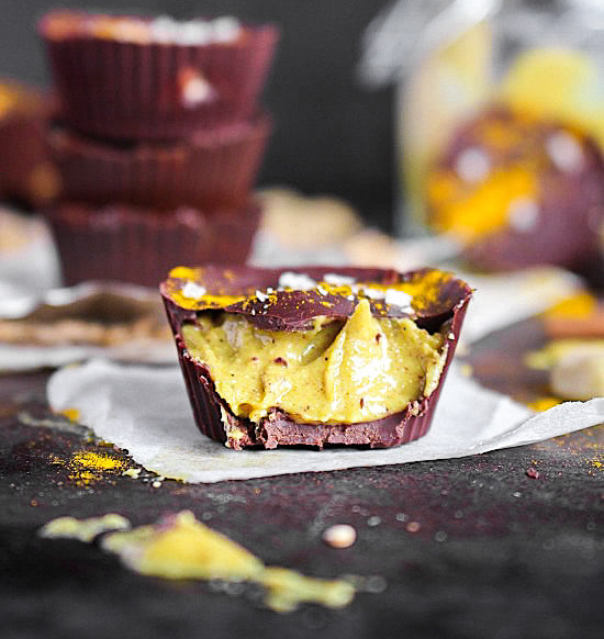{Sugar Free} Golden Spiced Salted Caramel Cashew Butter Cups