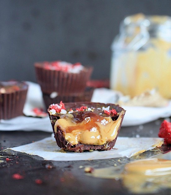 Healthy, DIY – 3 Ingredient, Dark Chocolate PB&J Cups