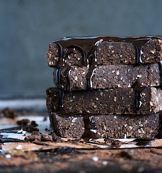 Mix & Make {DATE FREE} Brownie Batter Breakfast Bars