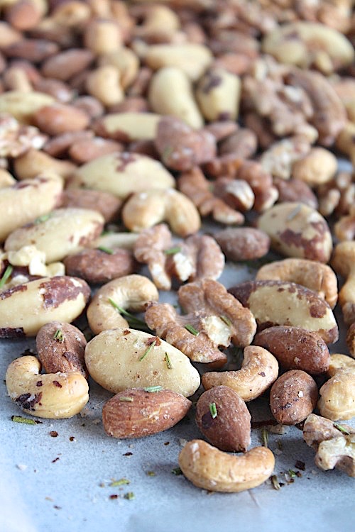 Sweet and Spicy Savory Mixed Nuts {Vegan, Gluten Free & Paleo Friendly} - www.betterwithcake.com