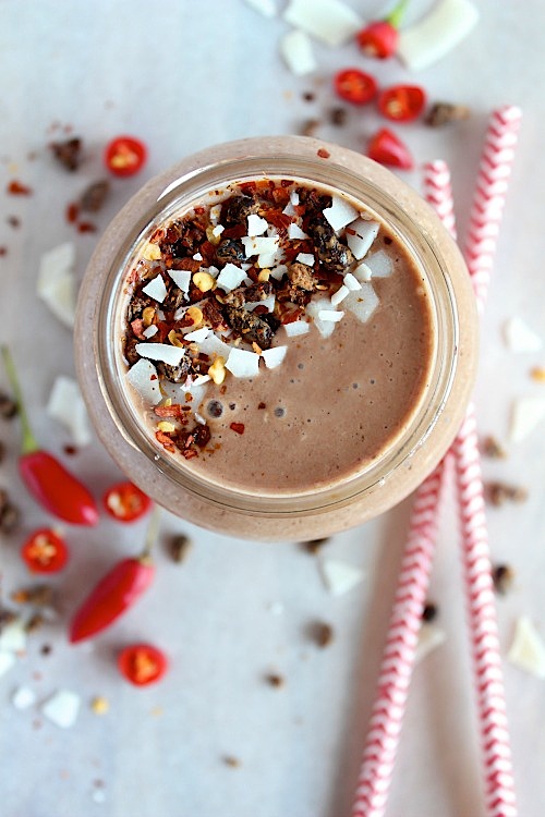Mexican Iced Chocolate {Vegan, Gluten Free & Paleo Friendly} - www.betterwithcake.com