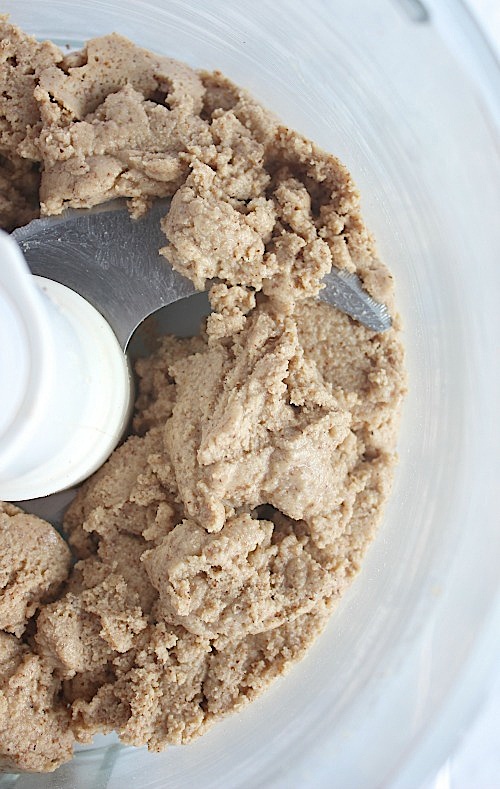 Healthy, Homemade Chocolate-Hazelnut Almond Butter {Vegan, Dairy Free & Paleo Friendly} - www.betterwithcake.com