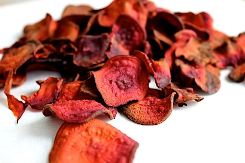 Healthy Homemade Oven Baked Beet Chips