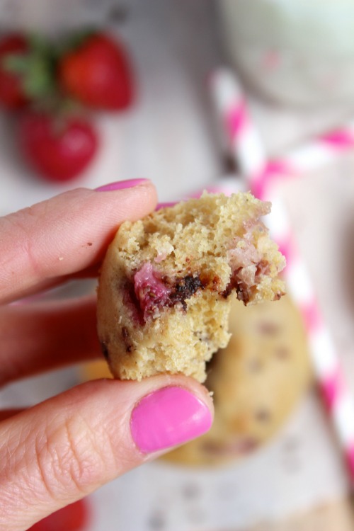 Wholewheat Strawberry Choc Chip Vanilla Donuts {Baked}