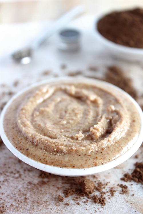 Chocolate Almond Butter Super Smoothie {Vegan, Dairy Free & Paleo Friendly} - www.betterwithcake.com