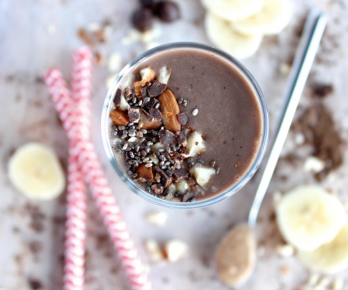 Chocolate Almond Butter Super Smoothie {Vegan, Dairy Free & Paleo Friendly} - www.betterwithcake.com