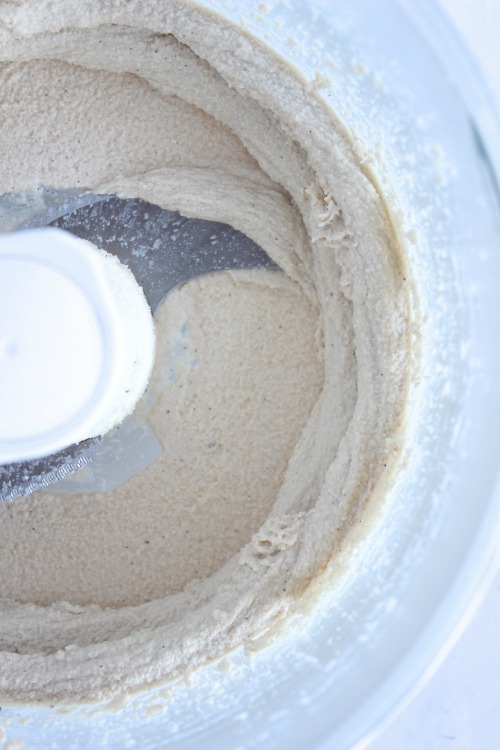 Vanilla Choc Chip Cashew Cream