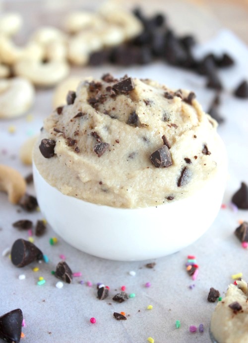 Vanilla Choc Chip Cashew Cream