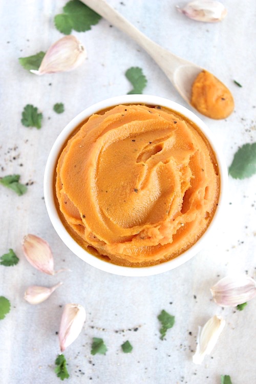 Roasted Garlic, Pumpkin & Sweet Potato Mash {Vegan, Gluten Free & Paleo Friendly}