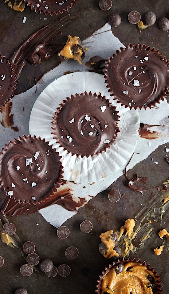 Healthy Dark Chocolate Peanut Butter Choc Chip Cookie Dough Bites - EGG FREE - Refied Sugar Free - Low carb - Vegan - Keto - Paleo friendly - www.betterwithcake.com