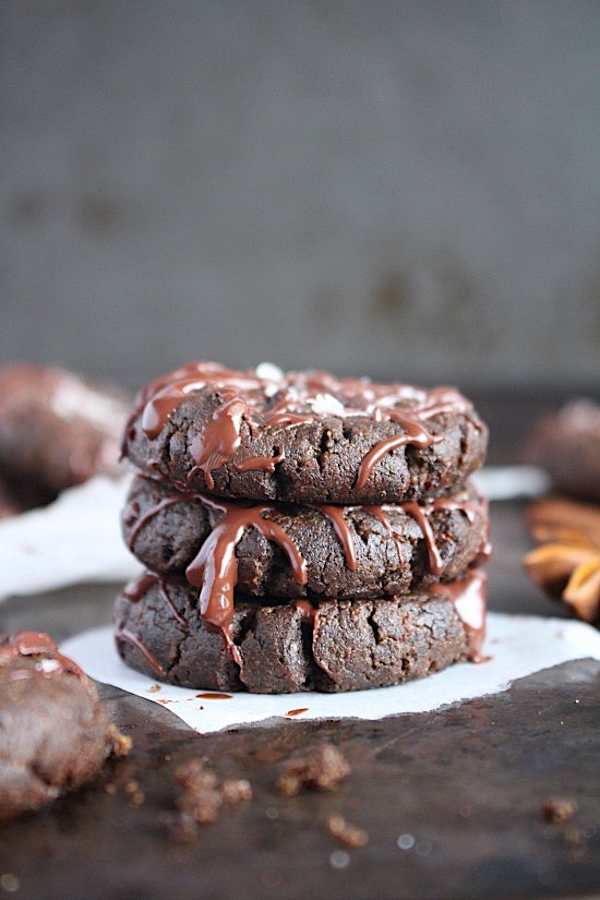Flourless, Pumpkin Spiced, Dark Chocolate Cookies {EGG FREE - Gluten Free - Refined Sugar Free - Dairy Free - Grain Free - Vegan - Keto - Paleo}- www.betterwithcake.com