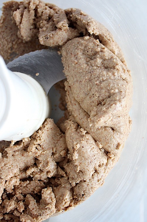 Coconut Mocha Almond Butter {Vegan, Gluten Free, Paleo Friendly} - www.betterwithcake.com