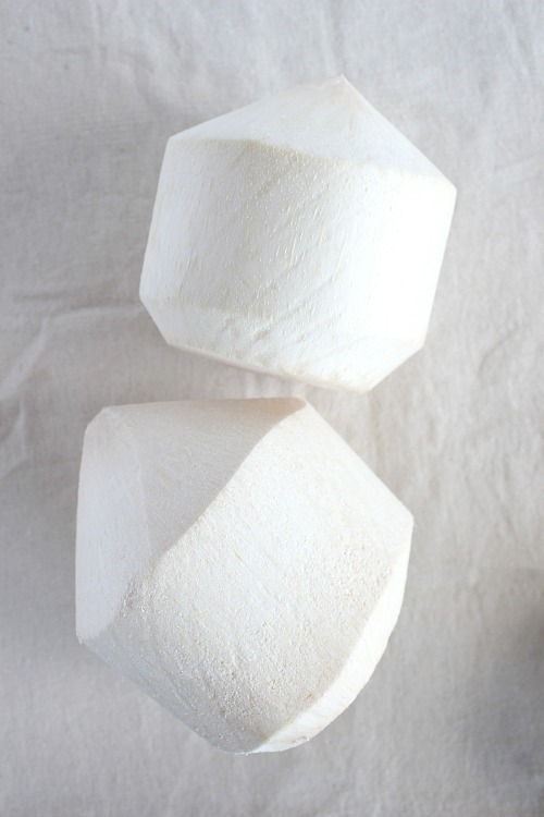 Homemade Vanilla Coconut Yoghurt {Dairy Free, Vegan & Paleo Friendly} - www.betterwithcake.com