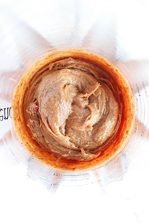 Healthy, Homemade, 2 Minute Salted Caramel {Vegan, Gluten Free & Paleo Friendly} - www.betterwithcake.com