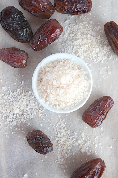 Healthy, Homemade, 2 Minute Salted Caramel {Vegan, Gluten Free & Paleo Friendly} - www.betterwithcake.com