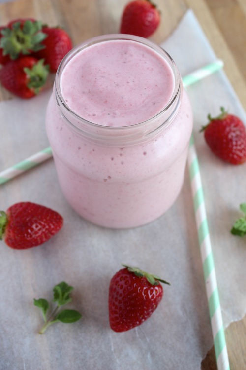 Healthy Homemade Strawberry Milk