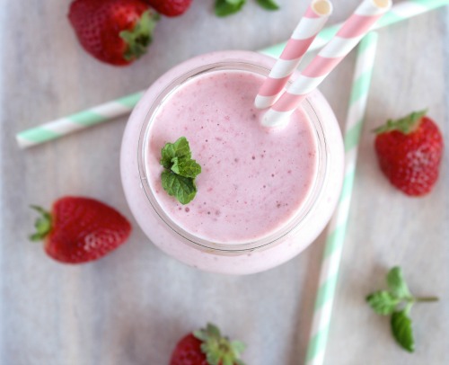Healthy Homemade Strawberry Milk