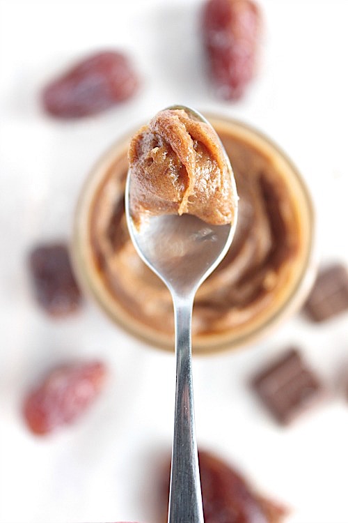 Healthy, Homemade, 2 Minute Salted Caramel {Vegan, Gluten Free & Paleo Friendly} - www.betterwithcake.com