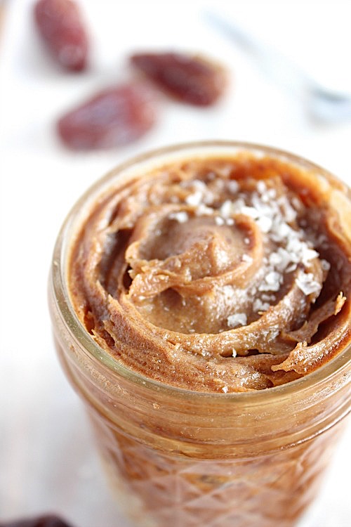 Healthy, Homemade, 2 Minute Salted Caramel {Vegan, Gluten Free & Paleo Friendly} - www.betterwithcake.com
