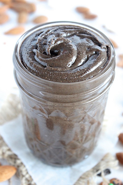 Healthy, Homemade Dark Chocolate Gingerbread Almond Butter {Vegan, Gluten Free & Paleo Friendly} - www.betterwithcake.com