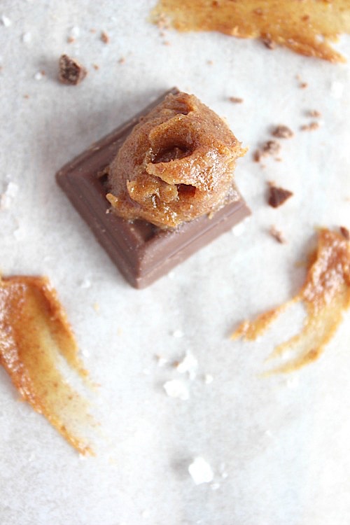 Healthy, Homemade, 2 Minute Salted Caramel {Vegan, Gluten Free & Paleo Friendly} - www.betterwithcake.com