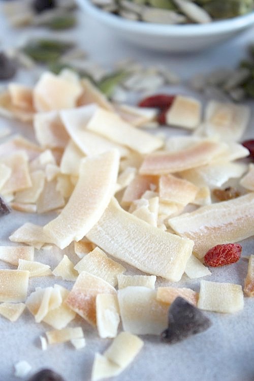 Healthy, Homemade Tropical Trail Mix {Vegan, Gluten Free & Paleo Friendly} - www.betterwithcake.com