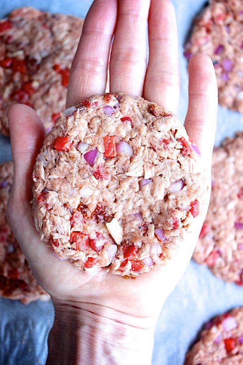 Spicy Sun-dried Tomato and Chargrilled Red Pepper Tuna Burgers {Paleo Friendly}