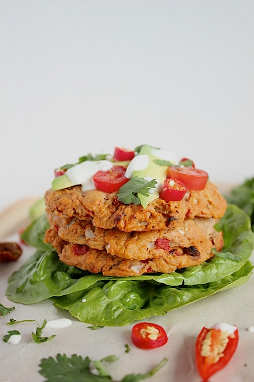 Spicy Sun-dried Tomato and Chargrilled Red Pepper Tuna Burgers {Paleo Friendly}