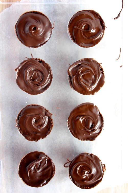 Clean Eating Dark Chocolate Vanilla {Cashew} Cream Cups