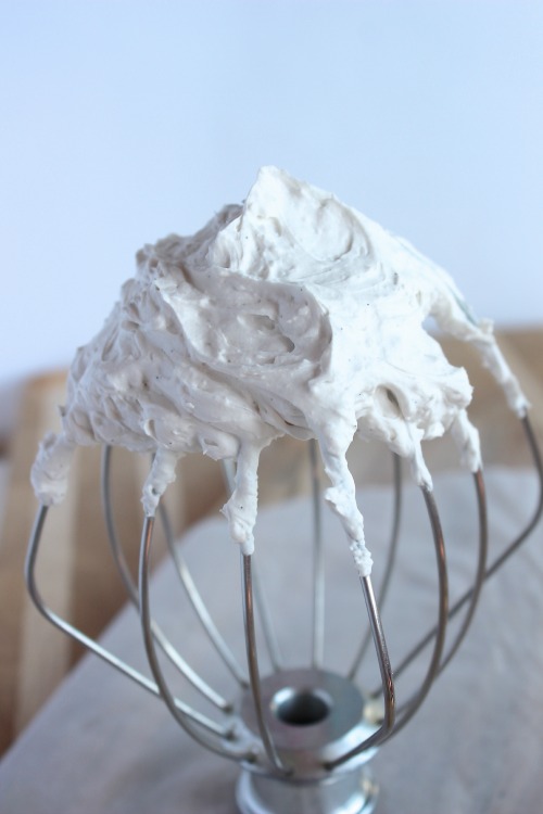 Whipped Vanilla Coconut Cream {Vegan, Dairy Free & Paleo Friendly} - www.betterwithcake.com