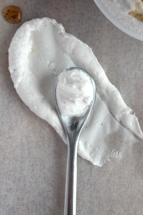 Whipped Vanilla Coconut Cream {Vegan, Dairy Free & Paleo Friendly} - www.betterwithcake.com