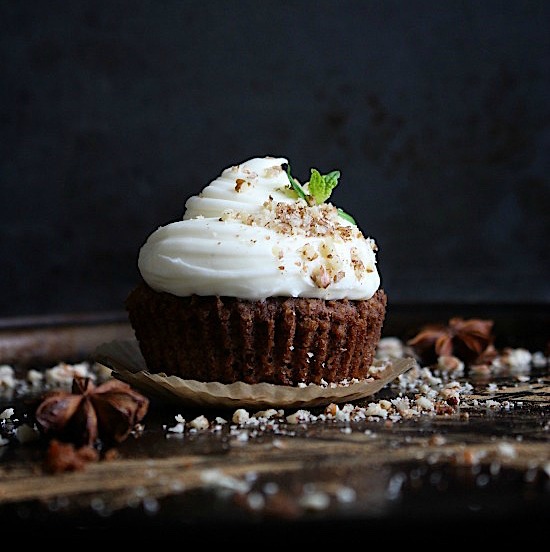 One Bowl Carrot Cake Muffins {Low Carb – Gluten Free – Paleo – Keto – Vegan Friendly}