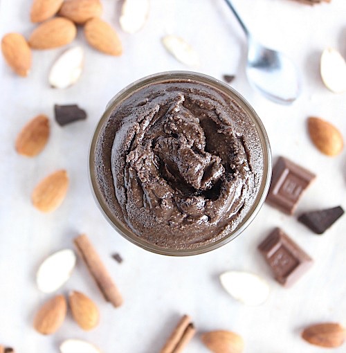 Chocolate Chai Spiced Almond Butter {Vegan, Gluten Free & Paleo Friendly} - www.betterwithcake.com