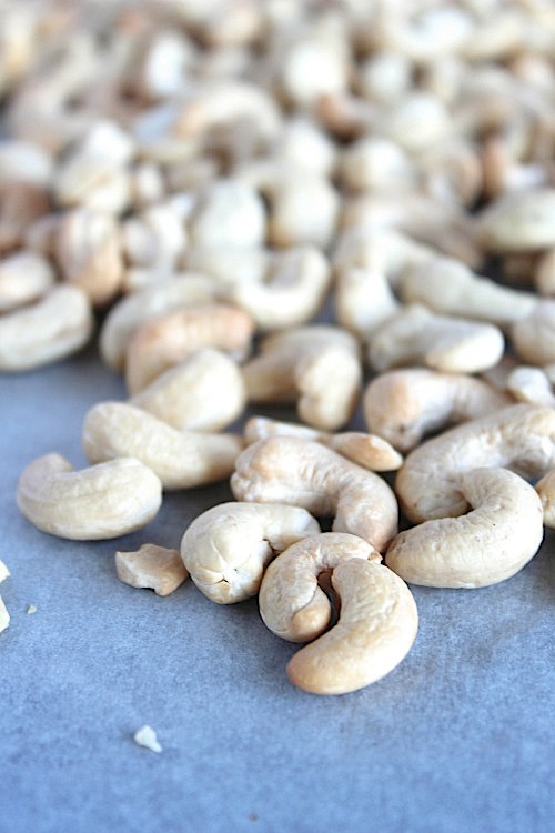 Salted Vanilla Cashew Butter {Vegan, Gluten free & Paleo Friendly} - www.betterwithcake.com