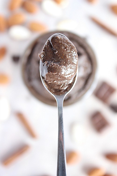 Chocolate Chai Spiced Almond Butter {Vegan, Gluten Free & Paleo Friendly} - www.betterwithcake.com