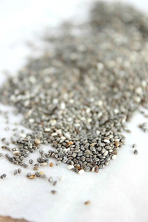 Strawberry Choc Chip Chia Pudding {Vegan, Dairy Free & Paleo Friendly} - www.betterwithcake.com