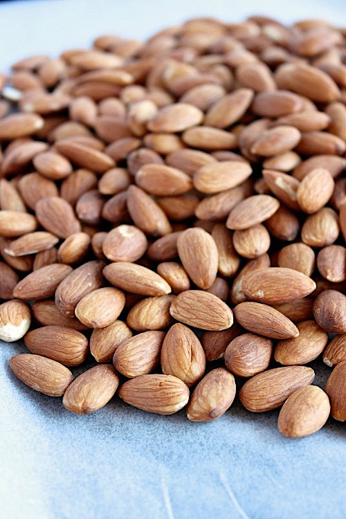 Chai Spiced Almond Butter {Vegan, Gluten Free & Paleo Friendly} - www.betterwithcake.com