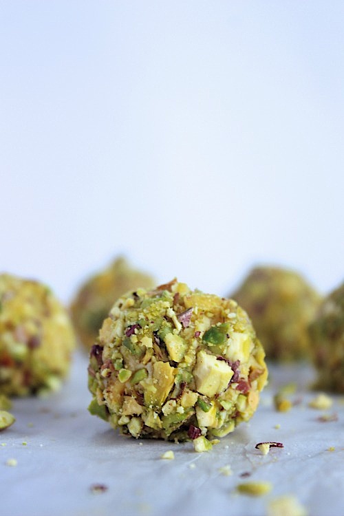 Pumpkin & Pistachio Cashew "Cheese" Truffles {Vegan, Dairy Free & Paleo Friendly} - www.betterwithcake.com