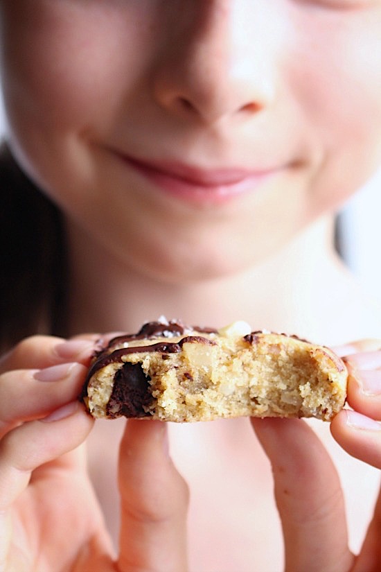 Small Batch Macadamia Choc Chip Cookies {Gluten Free, Dairy Free, Grain Free, Keto & Paleo Friendly} - www.betterwithcake.com