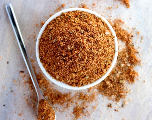Healthy, Homemade Mexican Seasoning - www.betterwithcake.com