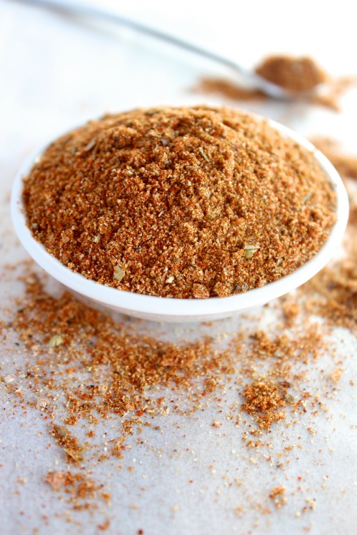 Healthy, Homemade Mexican Seasoning - www.betterwithcake.com