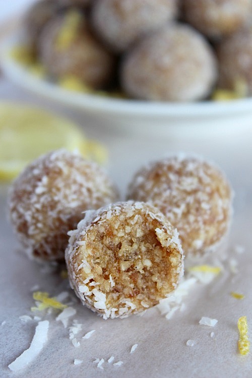 Lemon and Coconut Bliss Bites {Vegan, Gluten Free & Paleo Friendly} - www.betterwithcake.com