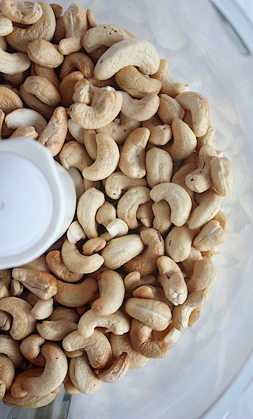 Salted Caramel Cashew Butter {Vegan, Gluten Free & Paleo Friendly} - www.betterwithcake.com