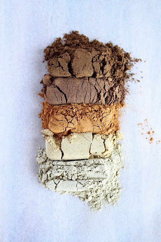 Healthy, Homemade Chai Spice Mix {Sugar-Free - Gluten Free - Dairy Free - Vegan - Keto & Paleo Friendly} - www.betterwithcake.com