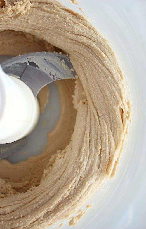Salted Caramel Cashew Butter {Vegan, Gluten Free & Paleo Friendly} - www.betterwithcake.com