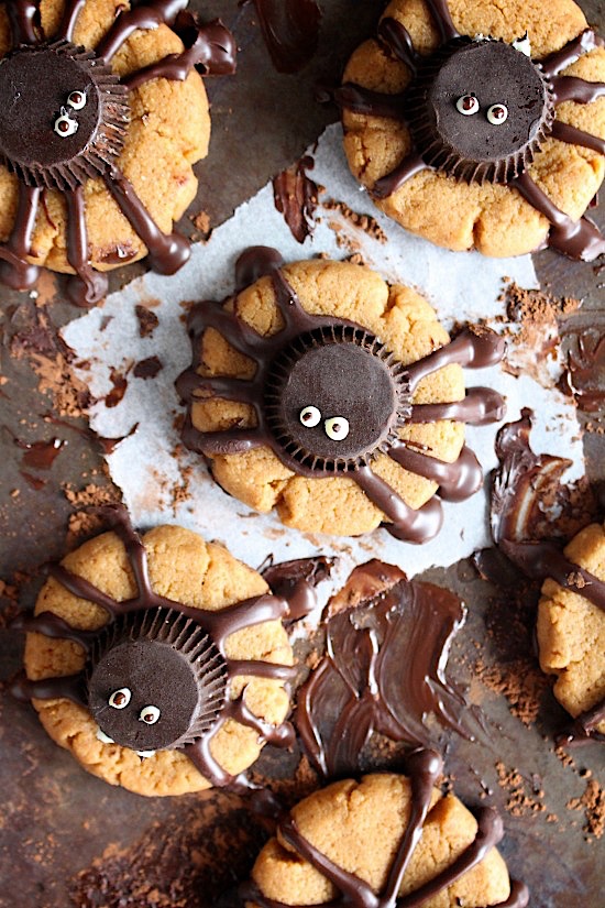 3 Ingredient Spooky Spider Cookies